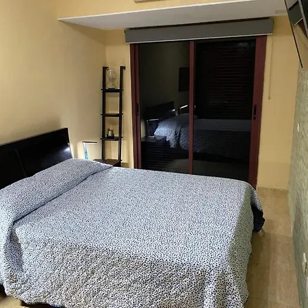 Mogan Mall, Con Jacuzzi Y Playstation 5