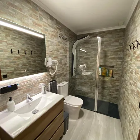 Mogan Mall, Con Jacuzzi Y Playstation 5